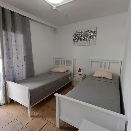 Americas 2 Bedroom شقة *